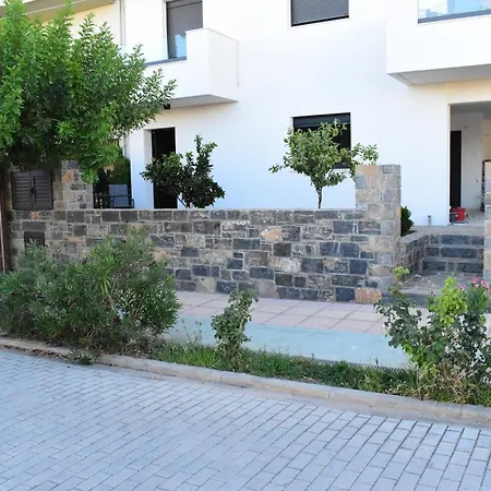 South House Apartment *