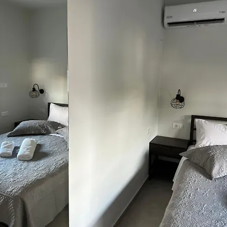 South House Apartment *